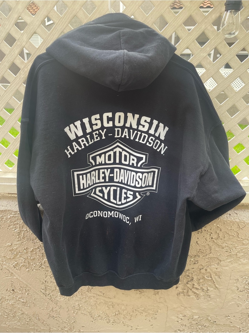 Harley-Davidson Black Hoodie with White Wisconsin Logo - Men's Zip-Up Sweater